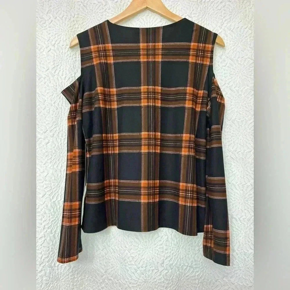 2/$12 HKR Collections Top Size XL Cold Shoulder Black & Rust Plaid Boutique Fall - Picture 12 of 14